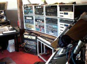 Racks3.JPG (75334 Byte)