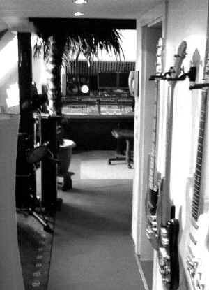 Studiogang1.JPG (63713 Byte)